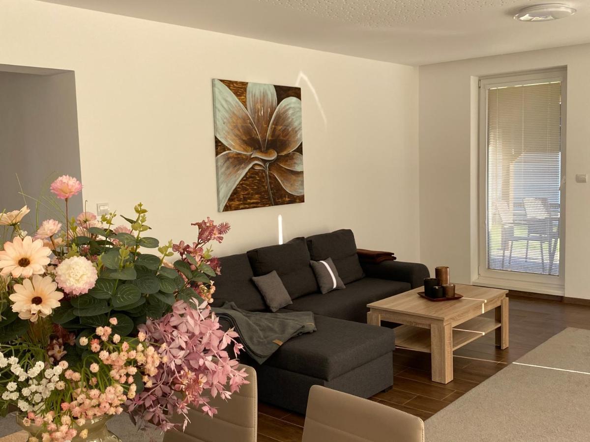 Appartement Kajula à Bešeňová Extérieur photo